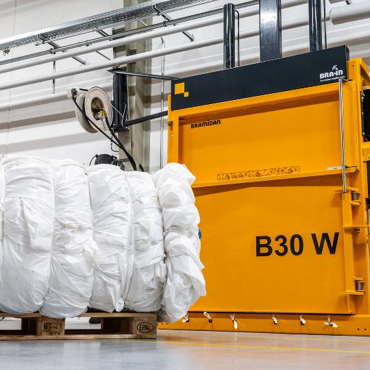 presa-za-balirane-b30wide-6